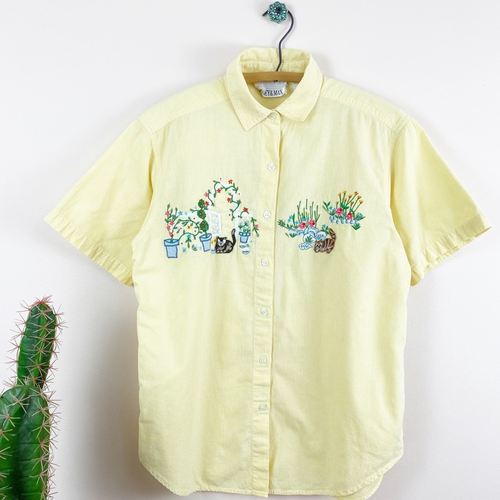 ❌SOLD❌VTG 80s Casey & Max Embroidered Cat Button Down